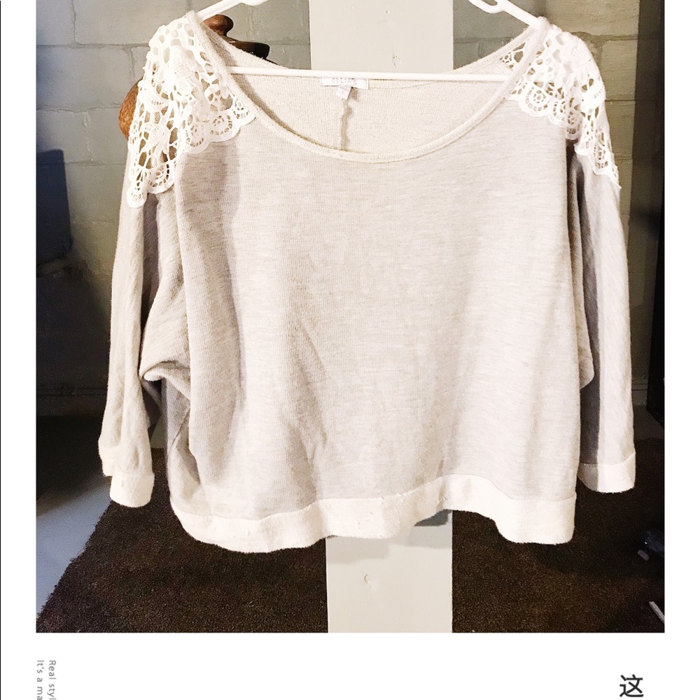 crop lace shoulder sweater